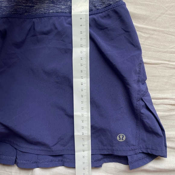 Lululemon Tennis / Golf Skirt - Picture 4 of 4